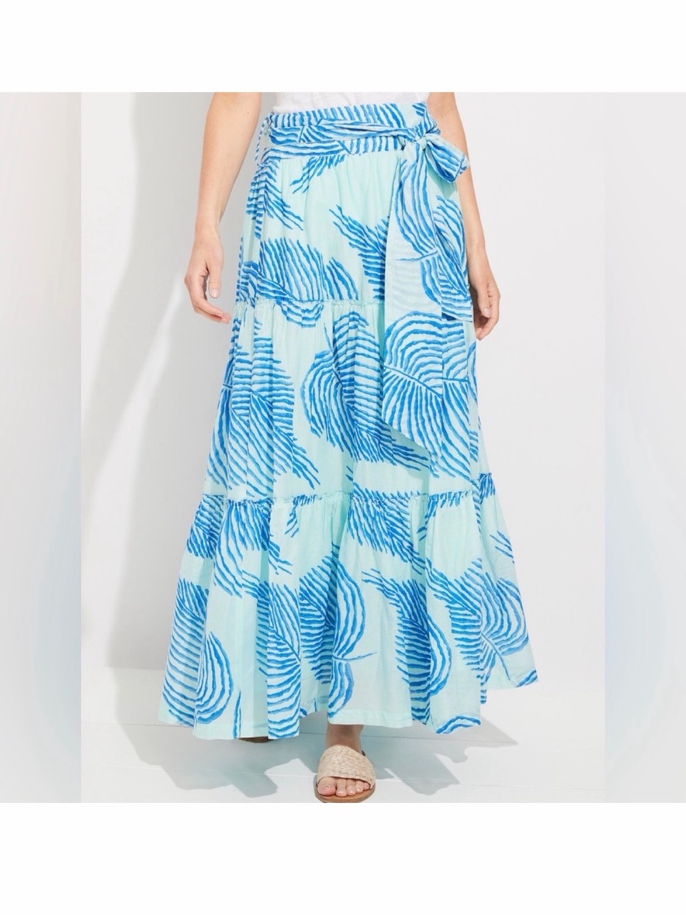 Vineyard Vines Aqua and Blue Leaf-Print Maxi Skirt